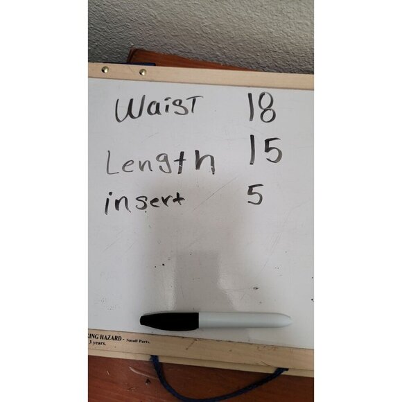 A.N.A White Denim Distressed Shorts With Star Appliques & Frayed Size 14T - Picture 9 of 9